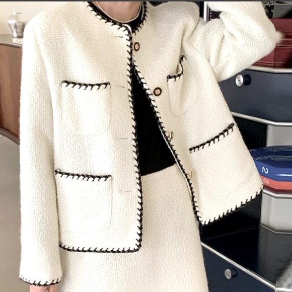 ShopEvelynne Sweaters - Buttoned Pockets Long Sleeves Loose Round-Neck Cardigan